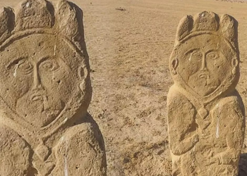 اكتشاف تمثال حجري من العصر التركي القديم قبل 1300 سنة