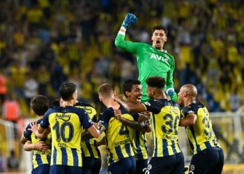 فنربخشة يهز شباك أنطاليا سبور بهدفين في الدقائق الأخيرة