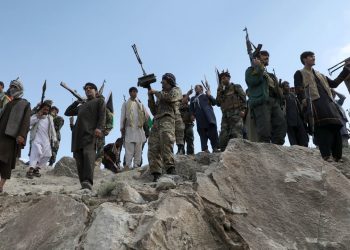 مركزان إداريان إقليميان يسقطان في أيدي طالبان