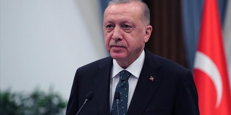 أردوغان يقول بأنه قد يلتقي بزعيم “طالبان” قريبًا