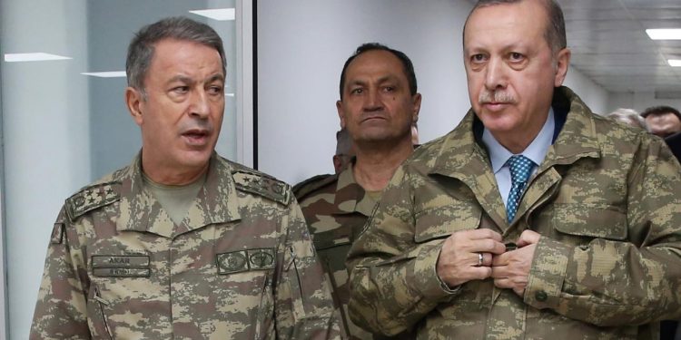 هل نقل أردوغان صلاحياته إلى وزير دفاعه خلوصي أكار؟