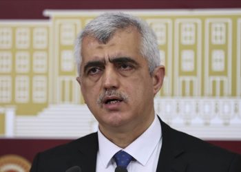 نائب يطالب وزير داخلية تركيا بالاستقالة لحالات الاختفاء القسري