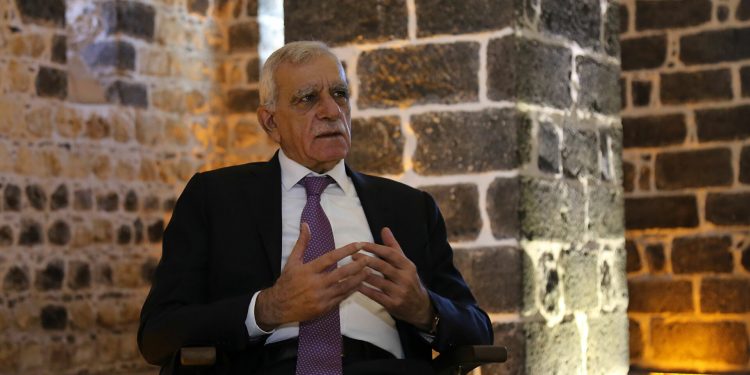 قيادي كردي: لا مستقبل لنا مع العدالة والتنمية