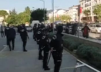 تركيا.. اعتقال 80 طالبًا في احتجاج على أزمة السكن الجامعي