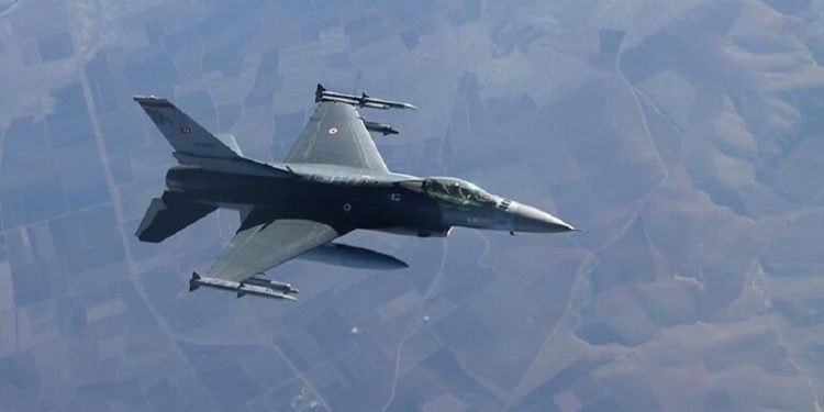 تركيا ترسل طائرتين عسكريتين إلى مطار “كابل”