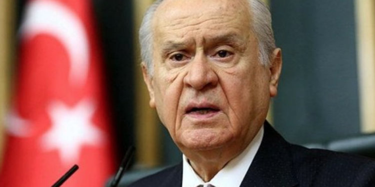 حليف أردوغان: لن نسمح بتحطيم العلمانية في تركيا!