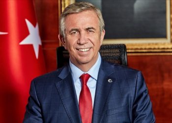 تركيا.. عمدة أنقرة المعارض يحصل على جائزة عالمية