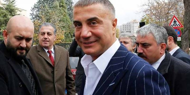 زعيم المافيا التركي يهدد بكشف فضائح جديدة