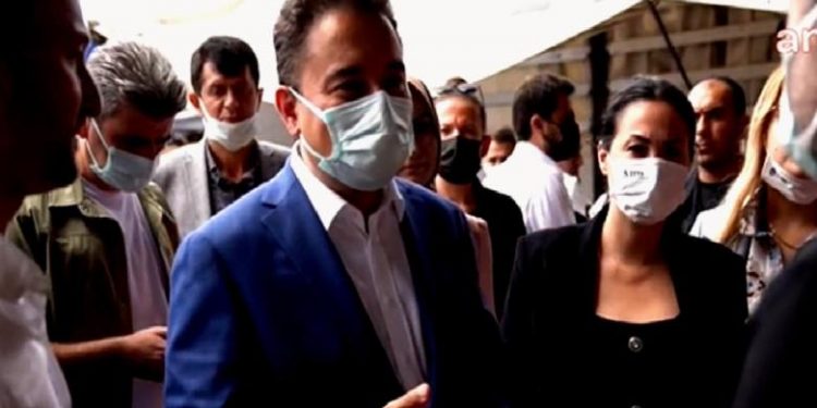 باباجان: أردوغان أخفى 130 مليار دولار مع صهره!