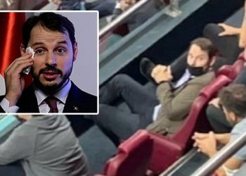 ظهور نادر.. صهر أردوغان يحضر مباراة كرة قدم!