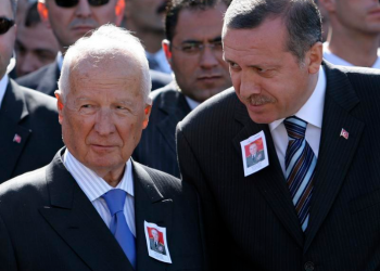 الحزب الكردي: أردوغان ينفذ إجراءات انقلابيي 1980