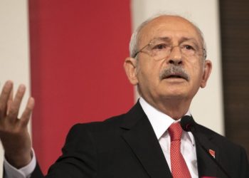 زعيم المعارضة لنجل أردوغان: من أنت لتحصل على هذه الصلاحيات؟