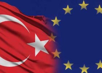 الاتحاد الأوروبي يلوح بفرض عقوبات على تركيا