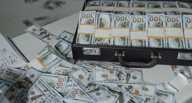 رؤوس الأموال تهرب من تركيا بشكل غير مسبوق