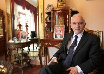 وزير خارجية أسبق: أردوغان يجر تركيا لحرب دبلوماسية