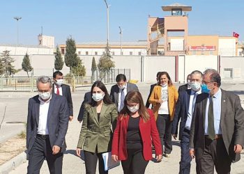 حزب الشعب الجمهوري يتحرك من أجل المفصولين تعسفيًا