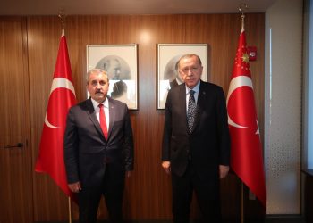 مساعي أردوغان لتعزيز قاعدة التحالف الحاكم تنهار