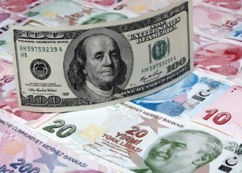 تركيا.. بنك إيطالي يتوقع ارتفاع الدولار إلى 10.40 ليرة