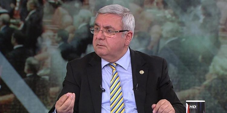 برلماني سابق: أي فشل اقتصادي في تركيا يتحمله “العدالة والتنمية”