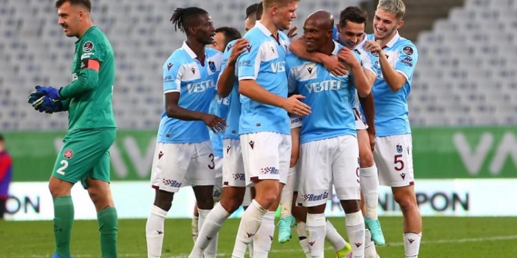 طرابزون سبور يواصل التربع على قائمة الدوري بفوز جديد