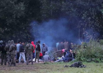 الصقيع يحصد أرواح اللاجئين على حدود بولندا وبيلاروسيا