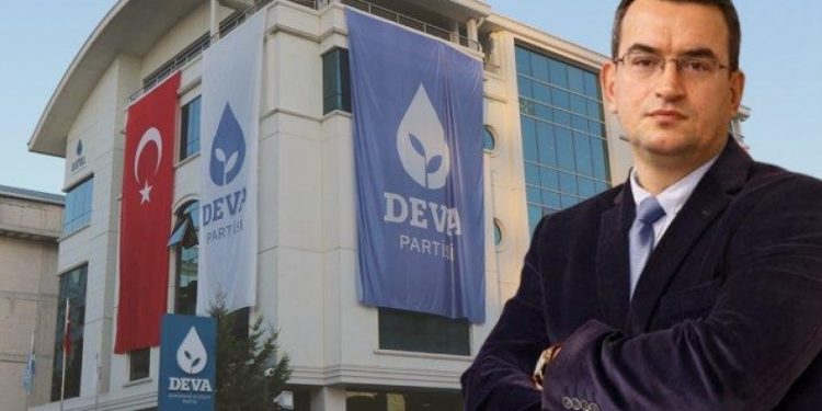 السلطات التركية تعتقل معارضًا تركيًّا بتهمة التجسس السياسي