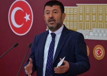 برلماني تركي: مؤسسات الدولة أصبحت مركزًا لتوزيع المخدرات