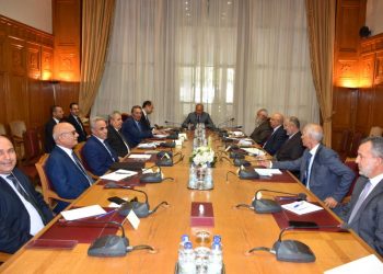 اللجنة العسكرية الليبية تلتقي أمين عام الجامعة العربية