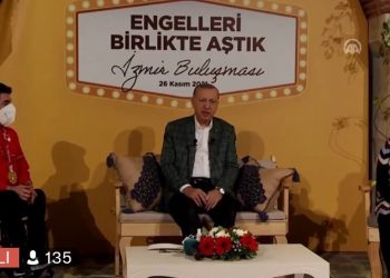 إعلام أردوغان يعرض لقاءً مسجلا على أنه “بث مباشر”