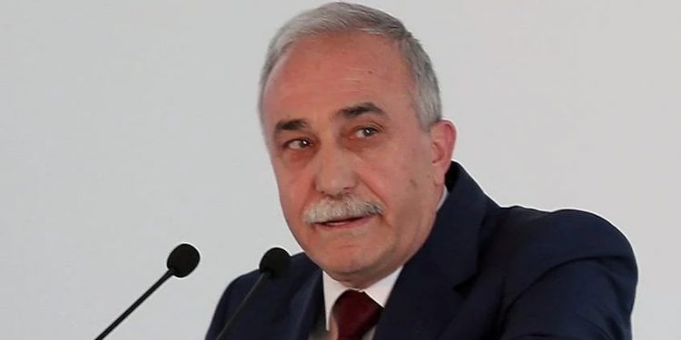 نائب من حزب أردوغان يتلقى تهديدات بعد قرار استقالته