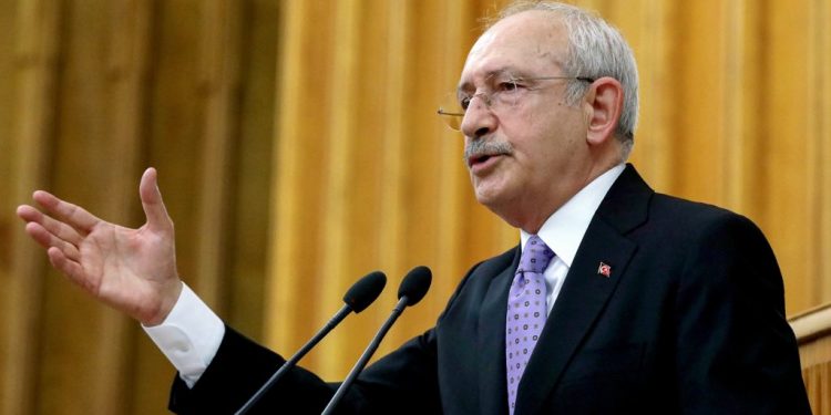 زعيم المعارضة يحذر شركات المقاولات الأجنبية من مشروع قناة إسطنبول