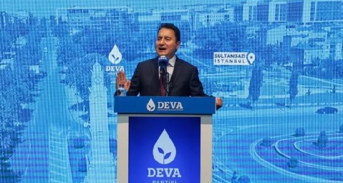 باباجان: أردوغان سلم السلطة لشريكه زعيم حزب الحركة القومية