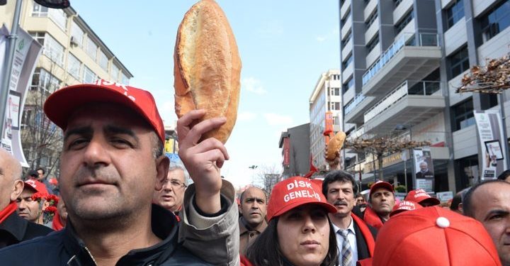 تركيا.. النقابات العمالية الثورية تحتج على غلاء الأسعار