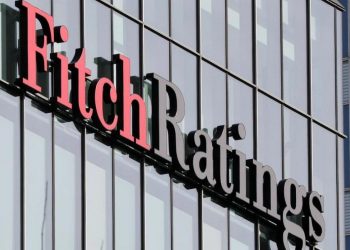 وكالة “فيتش” للتصنيف الائتماني تعدل نظرتها لتركيا من “مستقرة” إلى “سلبية”