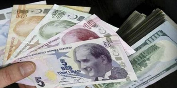 الدولار في تركيا يتجاوز 13 ليرة رغم إجراءات أردوغان الاقتصادية