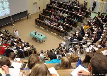 تسارع وتيرة هجرة الطلاب الجامعيين من تركيا إلى ألمانيا