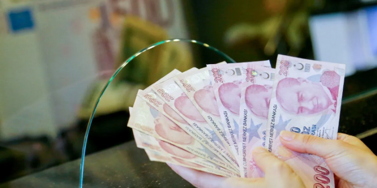 اقتصاديون: أردوغان يقدم على تجربة خطيرة في تركيا