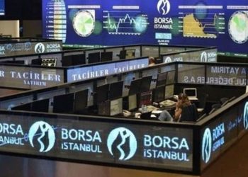 بورصة اسطنبول تعلق التداولات بعد انهيار الليرة