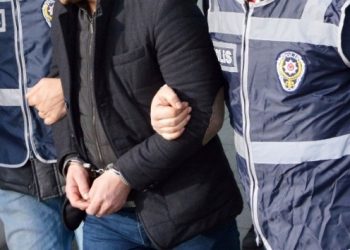 تركيا.. قرارات اعتقال بحق 102 أغلبهم عسكريين