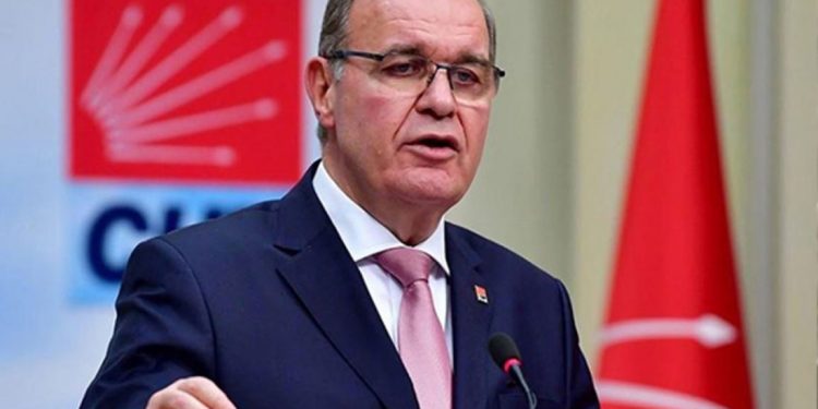 أوزتراك: ذهاب الشعب إلى صناديق الاقتراع هو الحل الوحيد