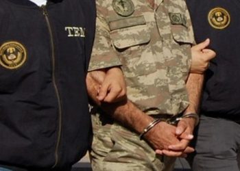 تركيا.. اعتقال 47 من عناصر الجيش والطلاب العسكريين المفصولين