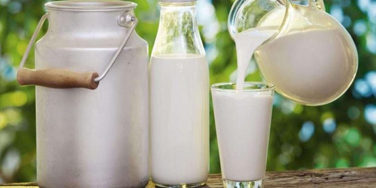 سعر الحليب يرتفع إلى 10 ليرات في تركيا