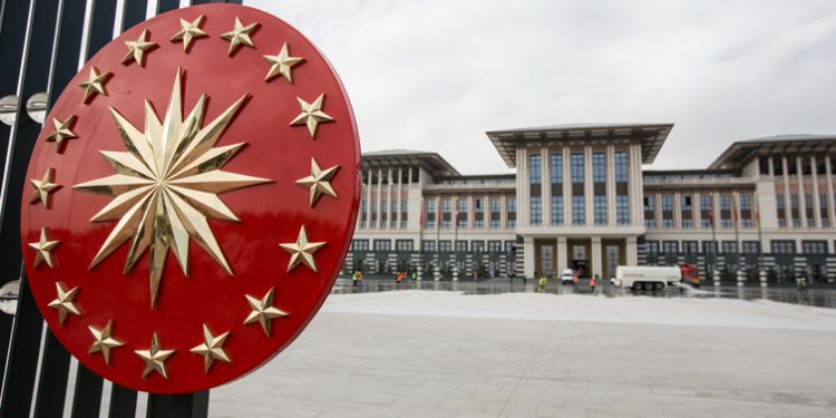 470 مليون ليرة لصيانة قصور أردوغان!