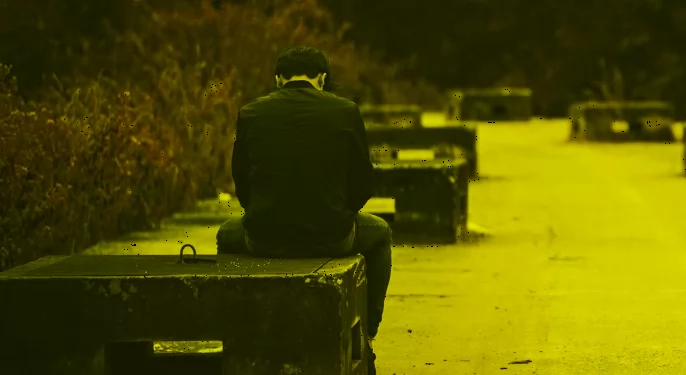 ستعبر محطة أحزانك