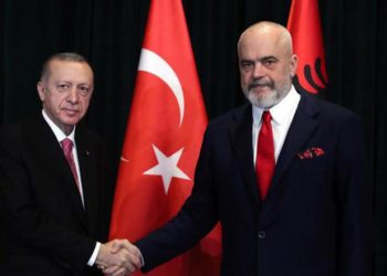 ألبانيا: لسنا مدينين لأردوغان ونرفض تسليم أفراد حركة كولن