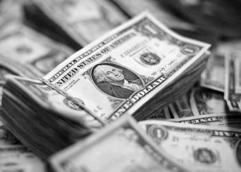 الليرة في خطر.. “جي بي مورجان” يتوقع رفع الفيدرالي الأمريكي الفائدة إلى 7%