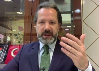 اقتصادي تركي: أردوغان سيقيل رئيس البنك المركزي