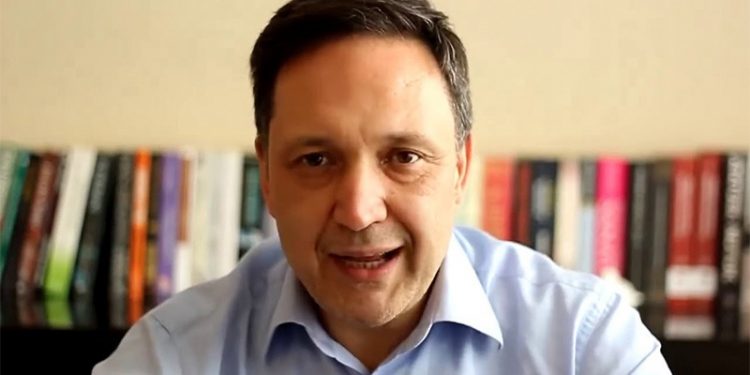 الدولار قد يتجاوز 18 ليرة في تركيا بسبب الحرب الروسية