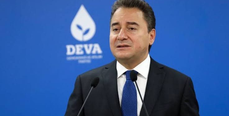 باباجان ينتقد “التمييز” ضد بيوت الجمع العلوية