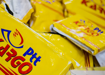 برلماني تركي يكشف فقدان البريد مليوني دولار!